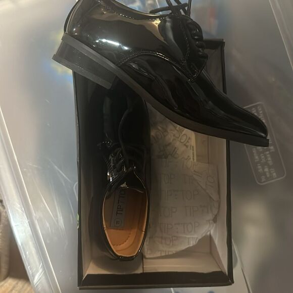 Boys dress shoe size 11 - Picture 2 of 3